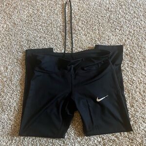 Nike Womens Dri-Fit Power Tight Fit Capris